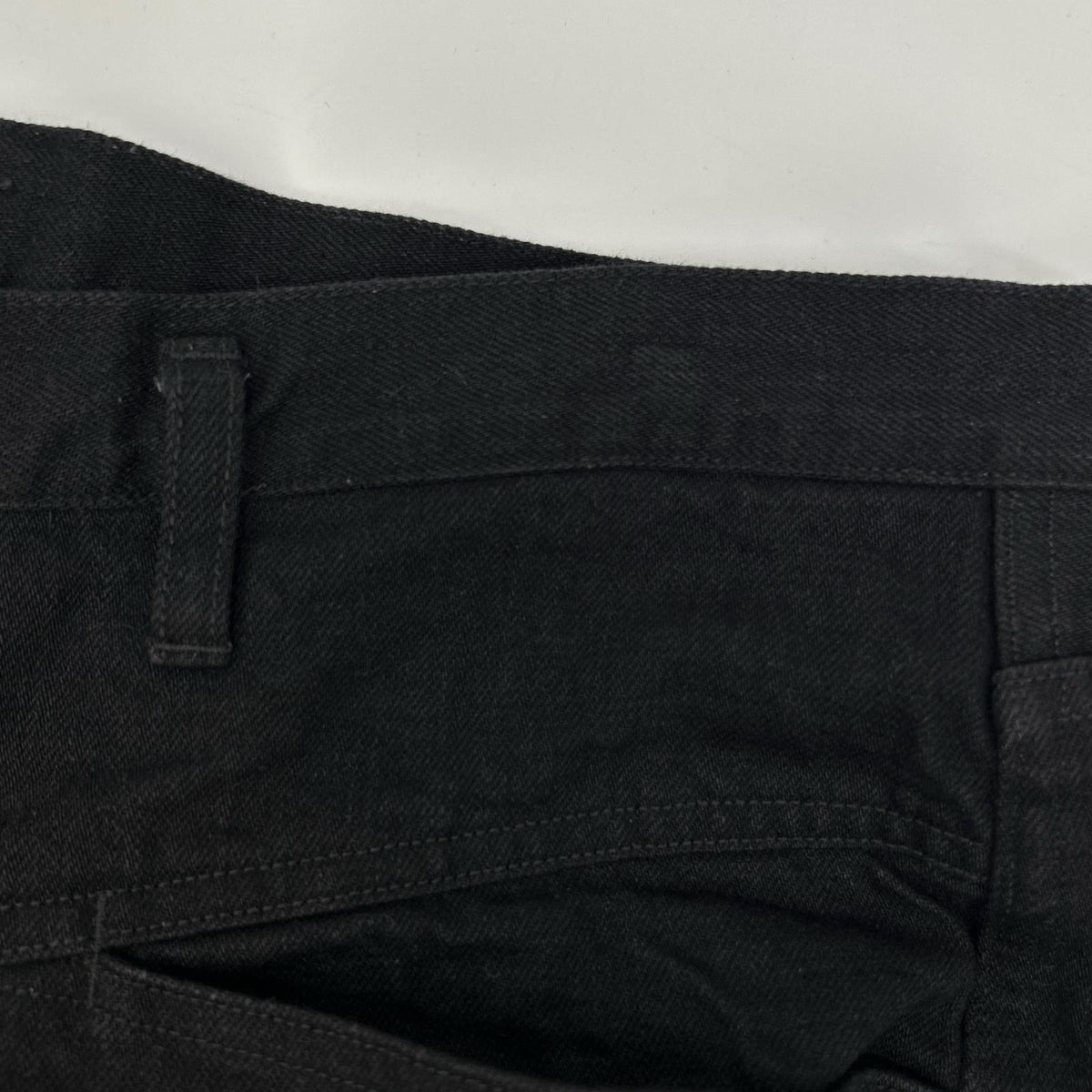 COMOLI コモリ C03-03005 ブラックデニム テーパードパンツ ボトムス