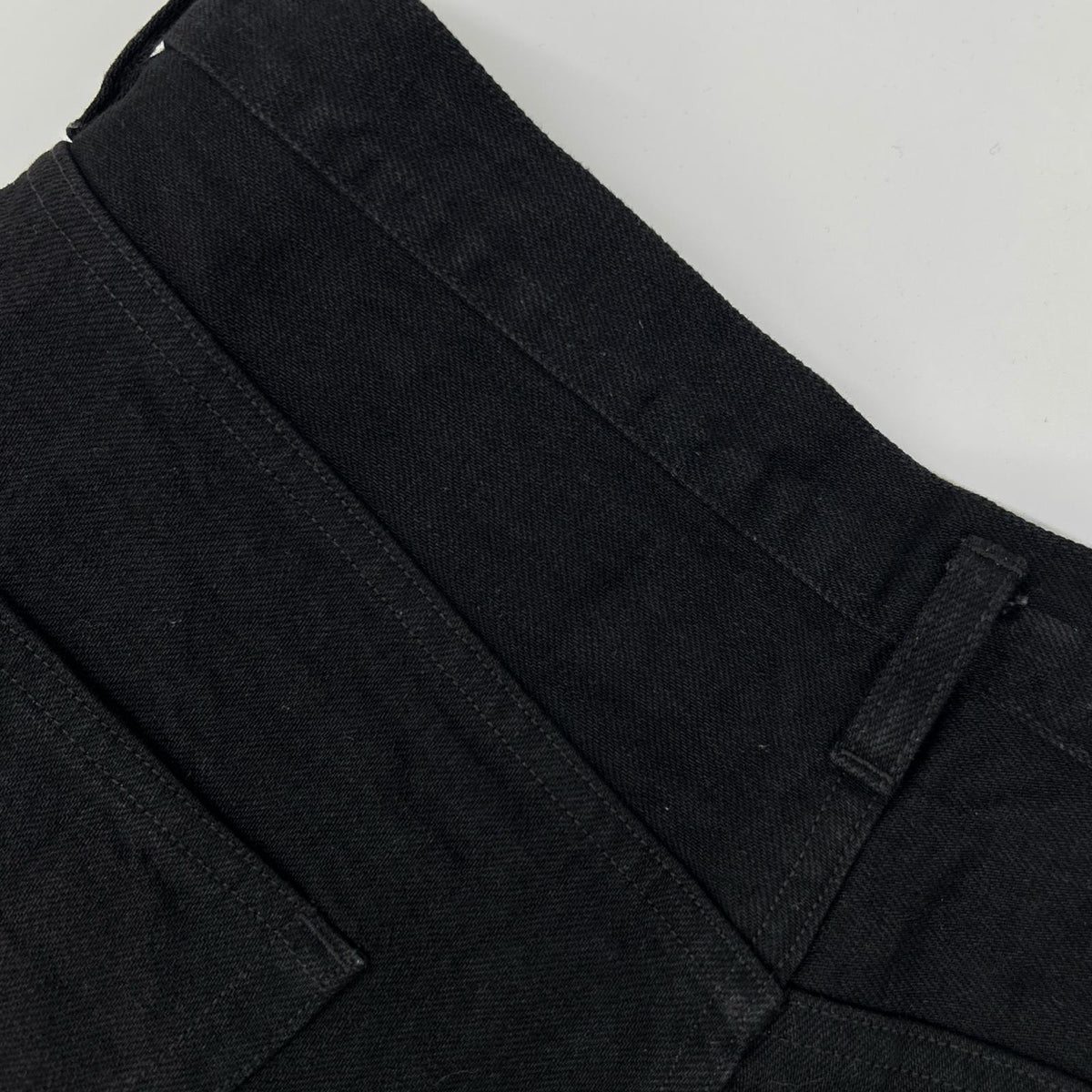 COMOLI コモリ C03-03005 ブラックデニム テーパードパンツ ボトムス