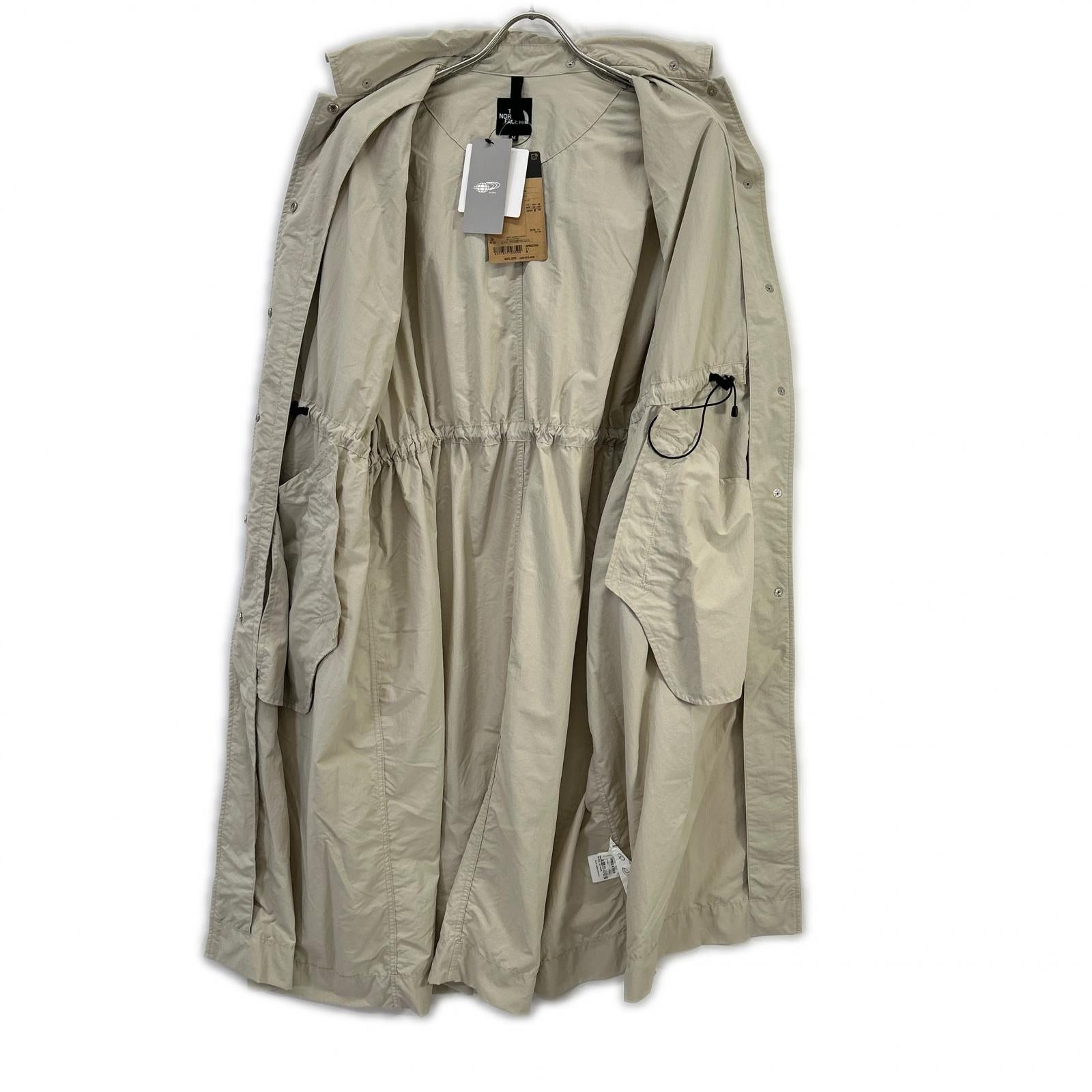 THE NORTH FACE NPW22360 Fossil Ivory Rollpack Journeys Coat