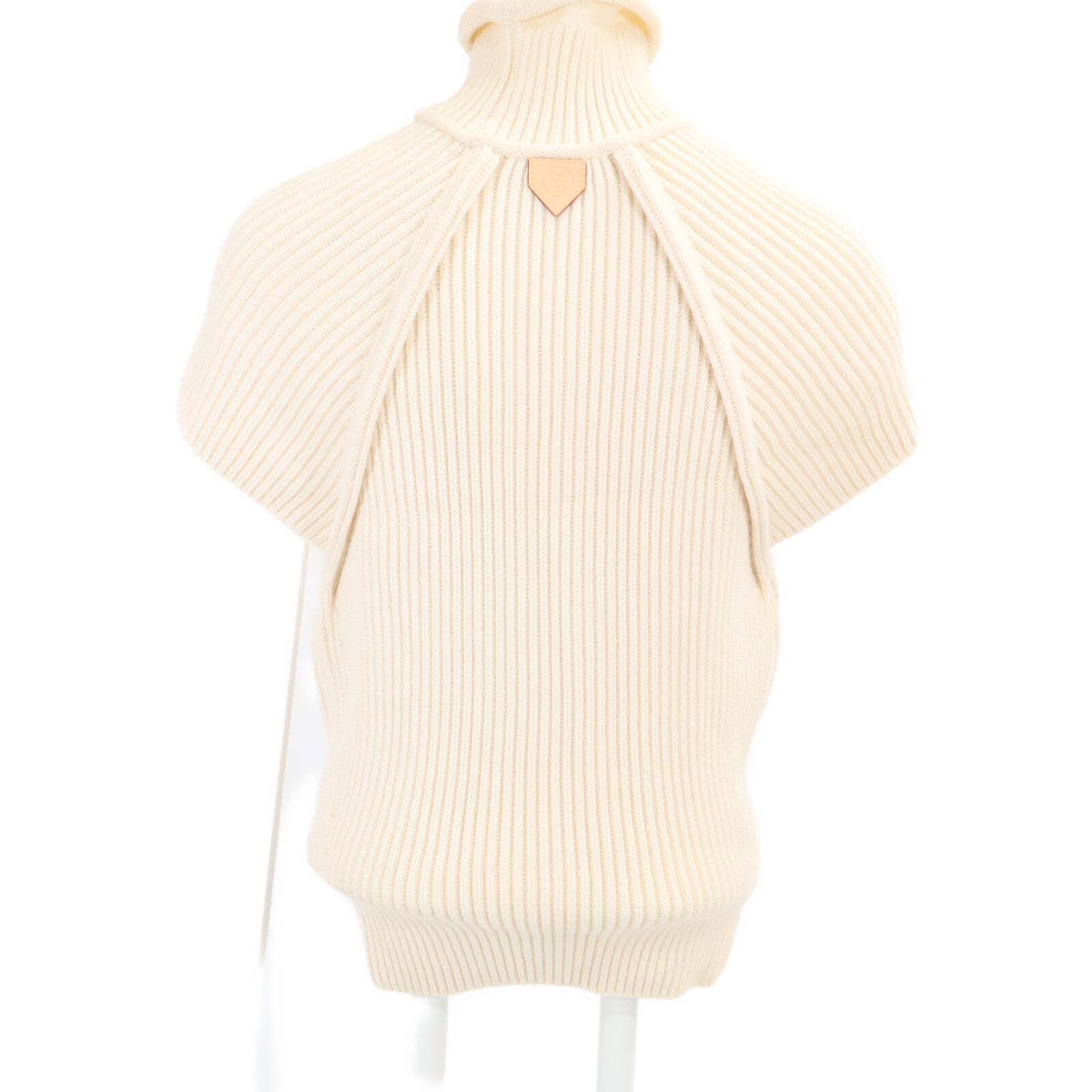 LOUIS VUITTON ルイヴィトン 【美品/国内正規/25年製】RW251WW QJB FSKW05 LVロゴレザーパッチ リブニット ハイネック 半袖セーター トップス
