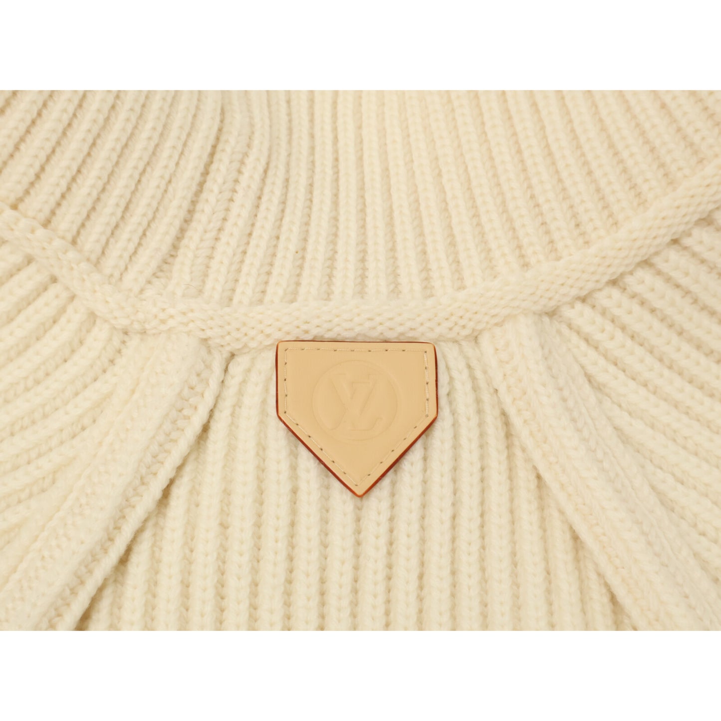 LOUIS VUITTON Louis Vuitton 【Excellent condition/domestic authentic/2025 model】 RW251WW QJB FSKW05 LV logo leather patch rib-knit high-neck short-sleeve sweater top