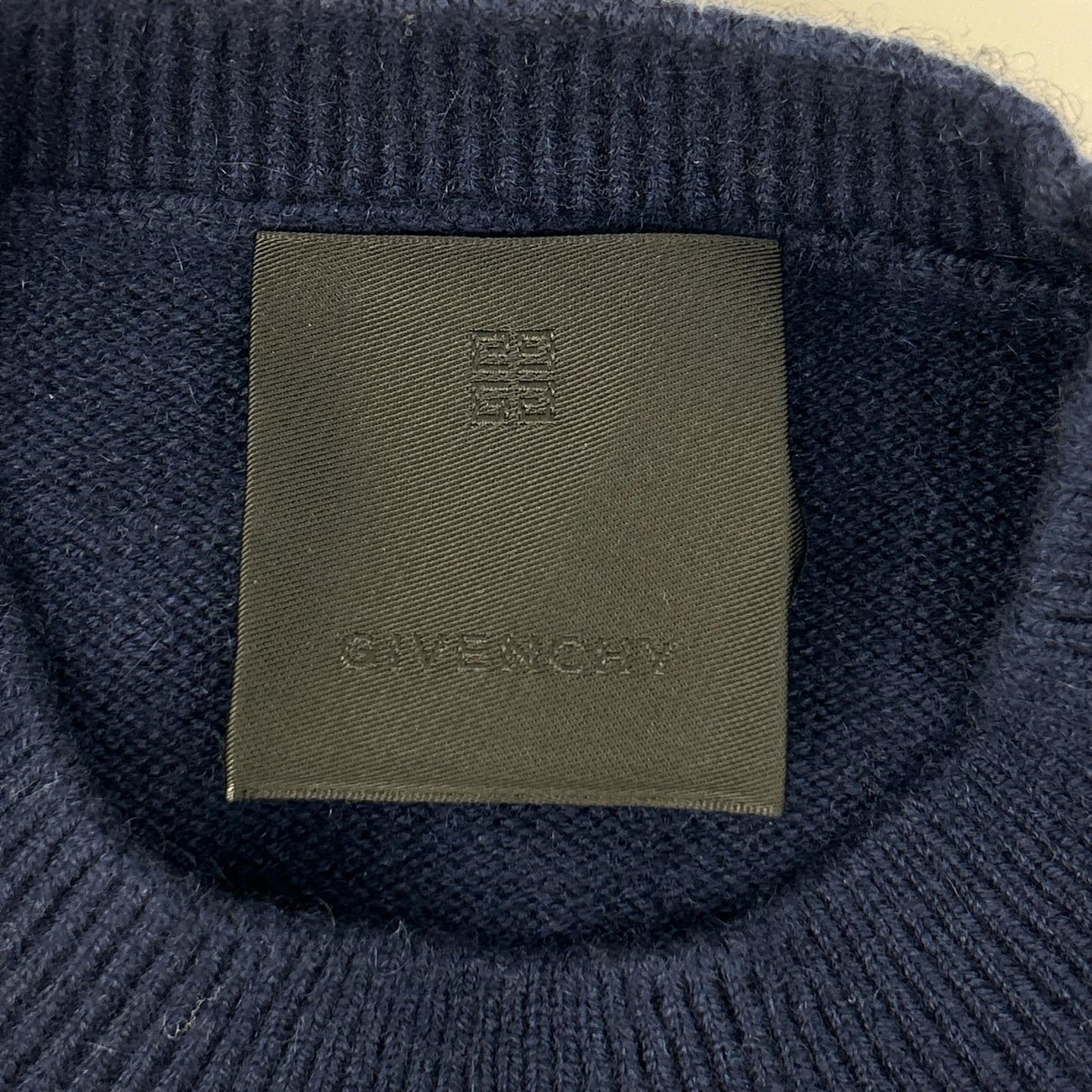 GIVENCHY ジバンシー 【美品/国内正規】BW908N4ZEQ ロゴ カシミヤ100％ 4G ニットセーター トップス