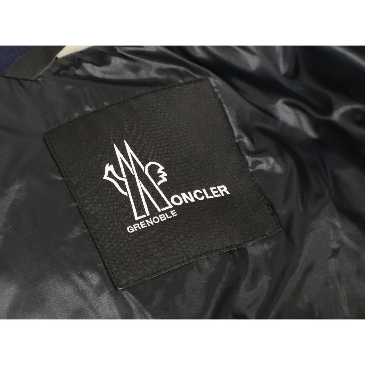 MONCLER モンクレール GRENOBLEグルノーブル【新品同様/23年製】CAMURAC フーディダウンジャケット ジャケット