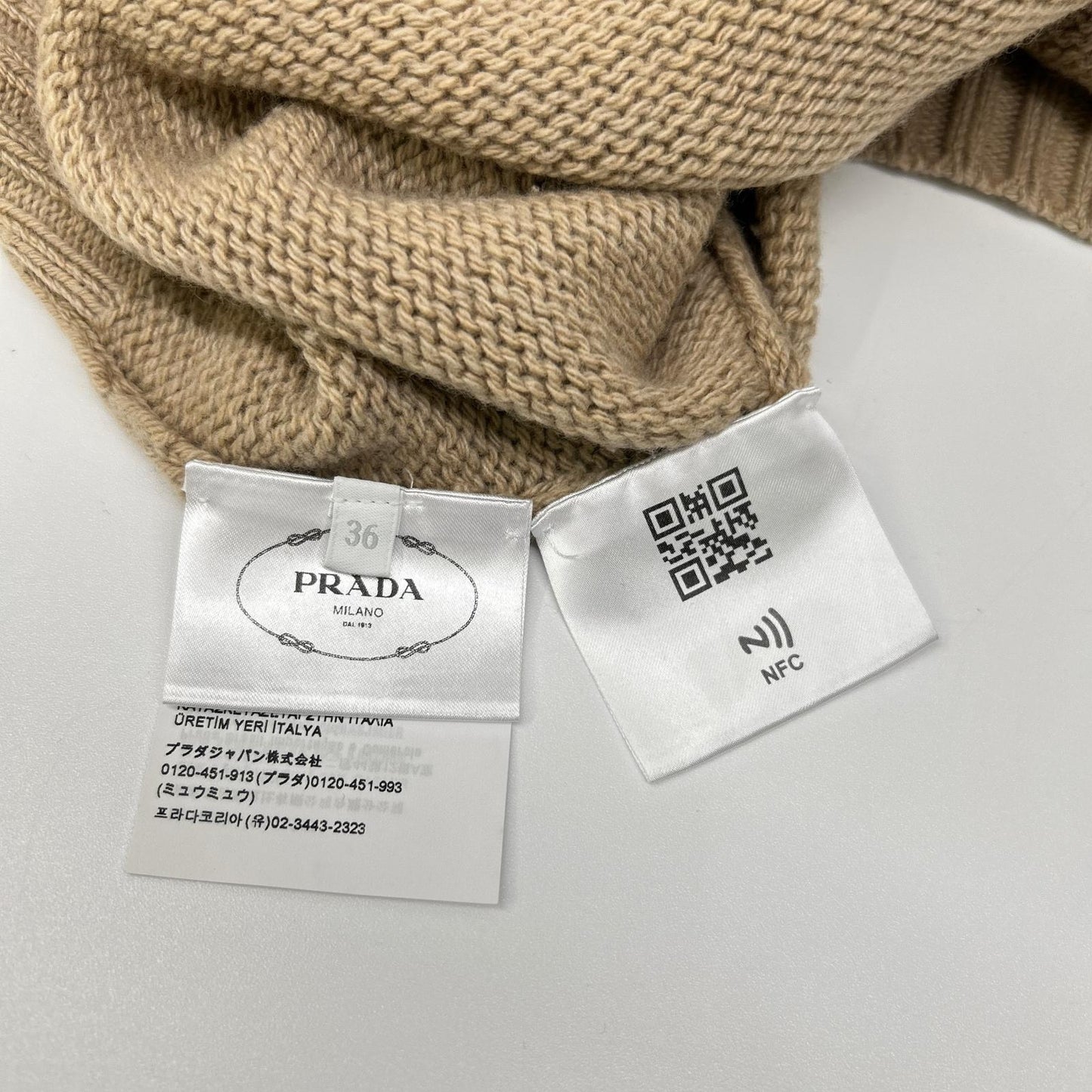 PRADA プラダ 22年製 23940 ベージュ カシミヤ混ウール トライアングルモチーフ プルオーバーニット トップス