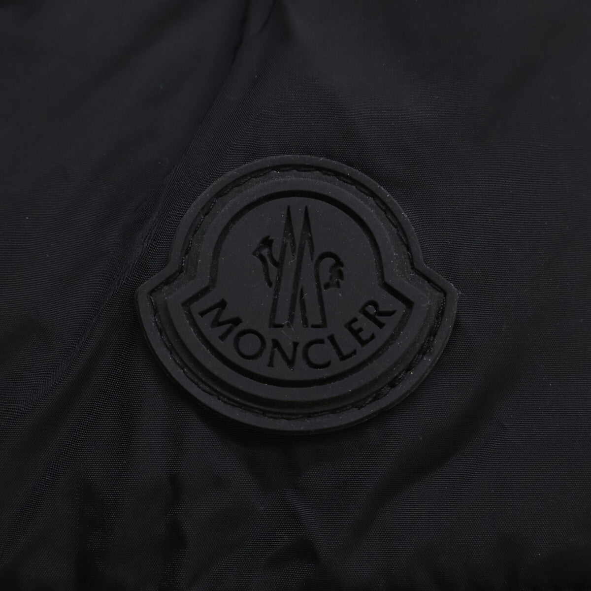 MONCLER モンクレール MONTCLAR モンクラ 内側ロゴ刺繍グログランテープ フーディダウンジャケット ジャケット