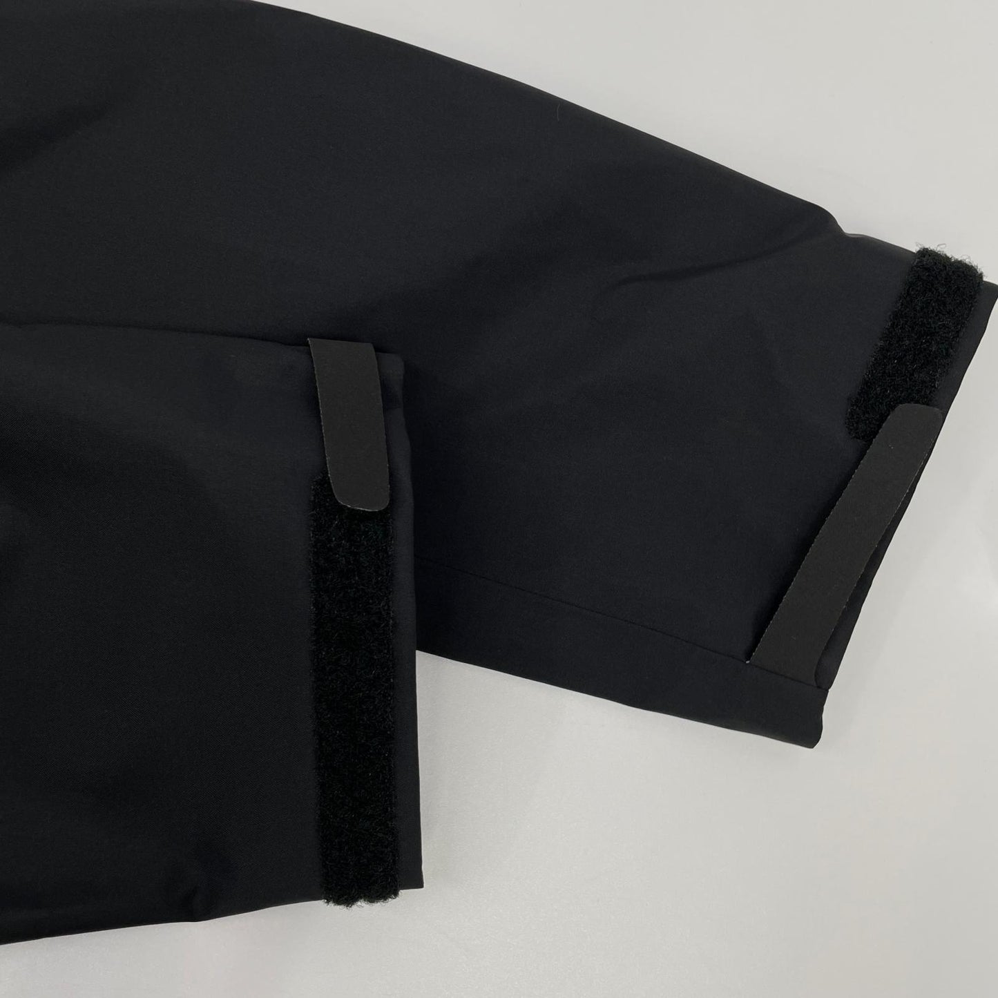 ARC'TERYX アークテリクス 2025 X000010513 Black GORE-TEX Beta Jacket Jacket