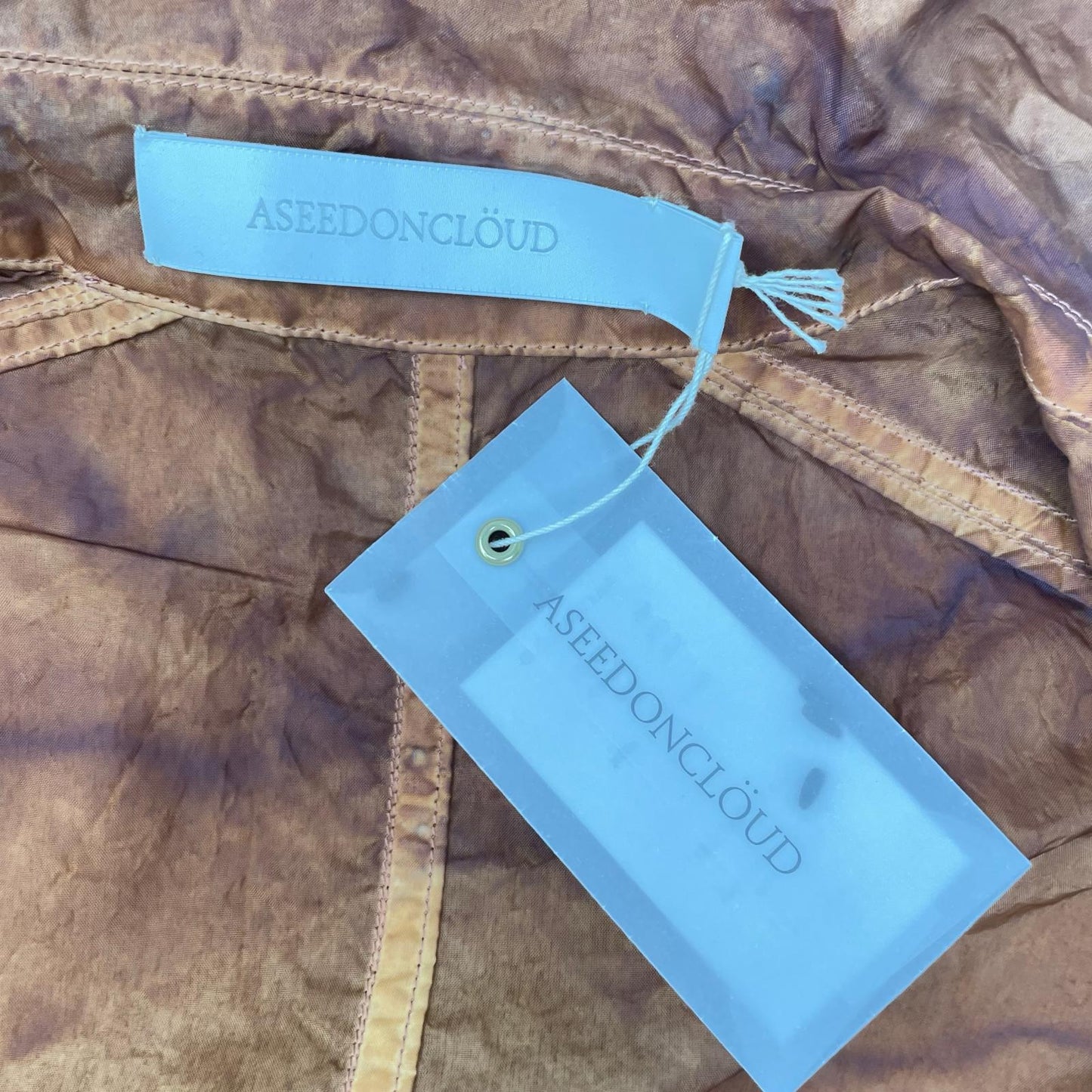 ASEEDONCLOUD アシードンクラウド 25SS 251102 ブラウン リサイクルナイロンタフタ 染め加工 assimilate plants coat コート