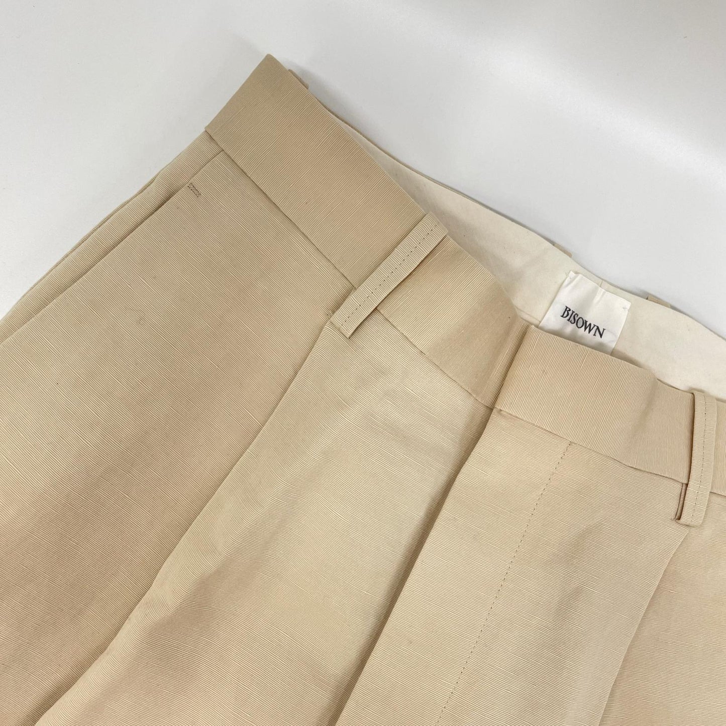 BISOWN ビソウン 24SS 24SS-BIS-PT07W ベージュ コットンリネン 1タックストレートパンツ ボトムス