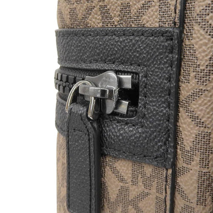 MICHAEL KORS マイケルコース 美品 モノグラム HUDSON フロントバックル シティ バックパック リュック デイパック ブラウン 37U0MCOB6B リュック バックパック