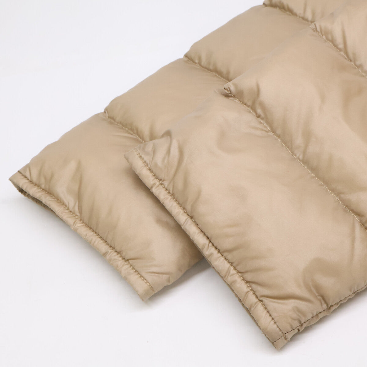 MONCLER Moncler 【Made in 2024】ARGENNO hooded lightweight down jacket