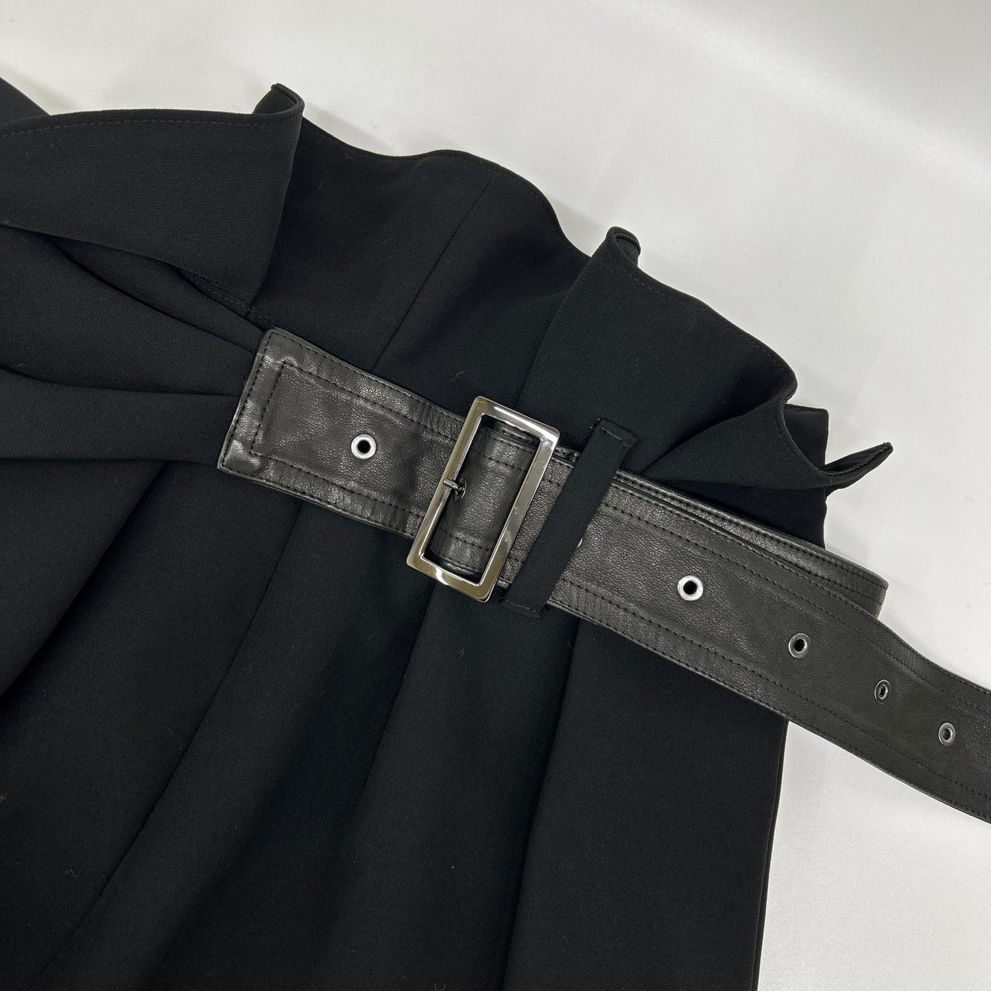 AKIRA NAKA アキラナカ AW1803BK ブラック Antonina Skirt ベルテッドスカート スカート
