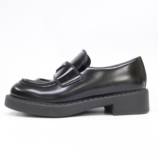 PRADA プラダ 【美品】1D246M トライアングルロゴプレート チョコレート ブラッシュドレザー ローファー シューズ