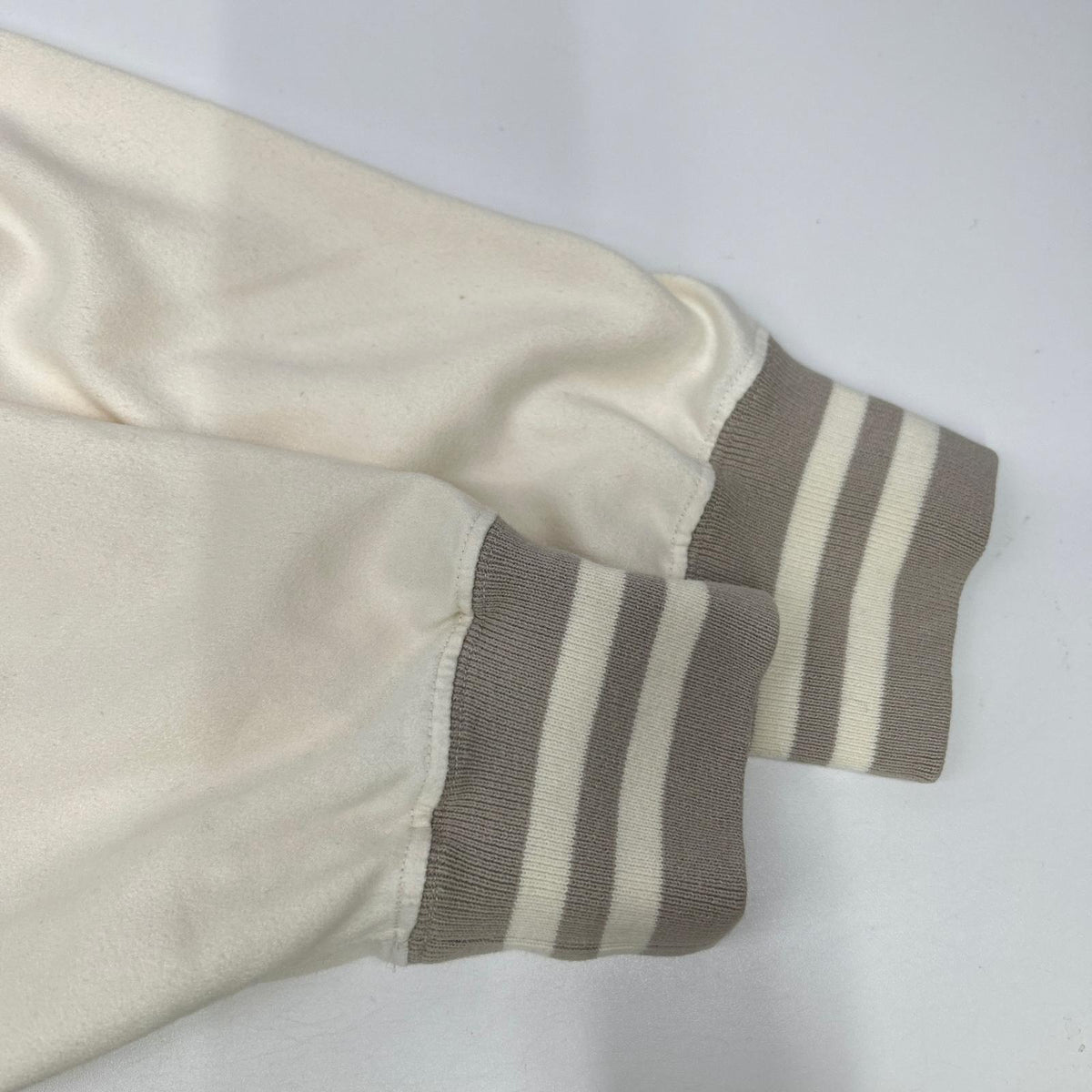REMI RELIEF レミレリーフ L'Appartement別注 グレー ストーンウォッシャブル SUEDE LIKE STADIUM JAMPER トップス