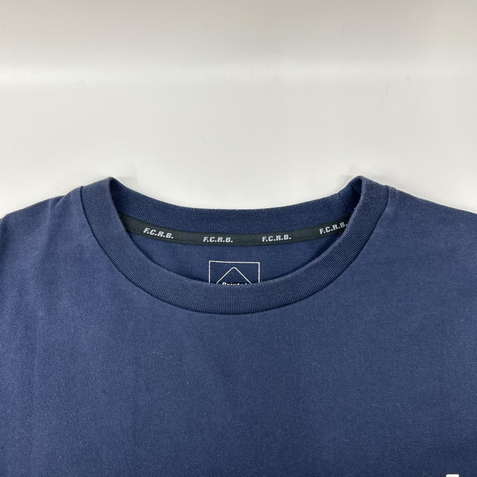 F.C.Real Bristol エフシーリアルブリストル FCRB-210064 ネイビー×ホワイト コットン混 ロゴプリント ショートスリーブカットソー トップス