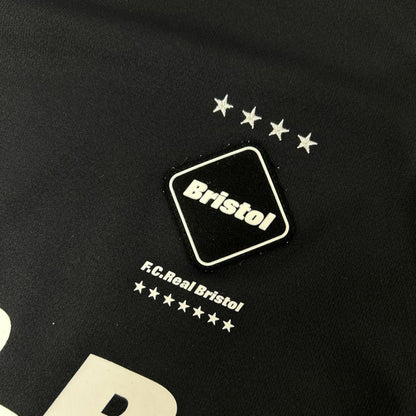 F.C.Real Bristol エフシーリアルブリストル FCRB-220049 ブラック×カモフラ ロゴプリント ショートスリーブカットソー トップス