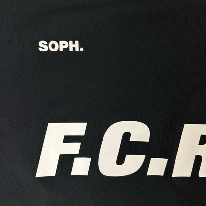F.C.Real Bristol エフシーリアルブリストル FCRB-220049 ブラック×カモフラ ロゴプリント ショートスリーブカットソー トップス