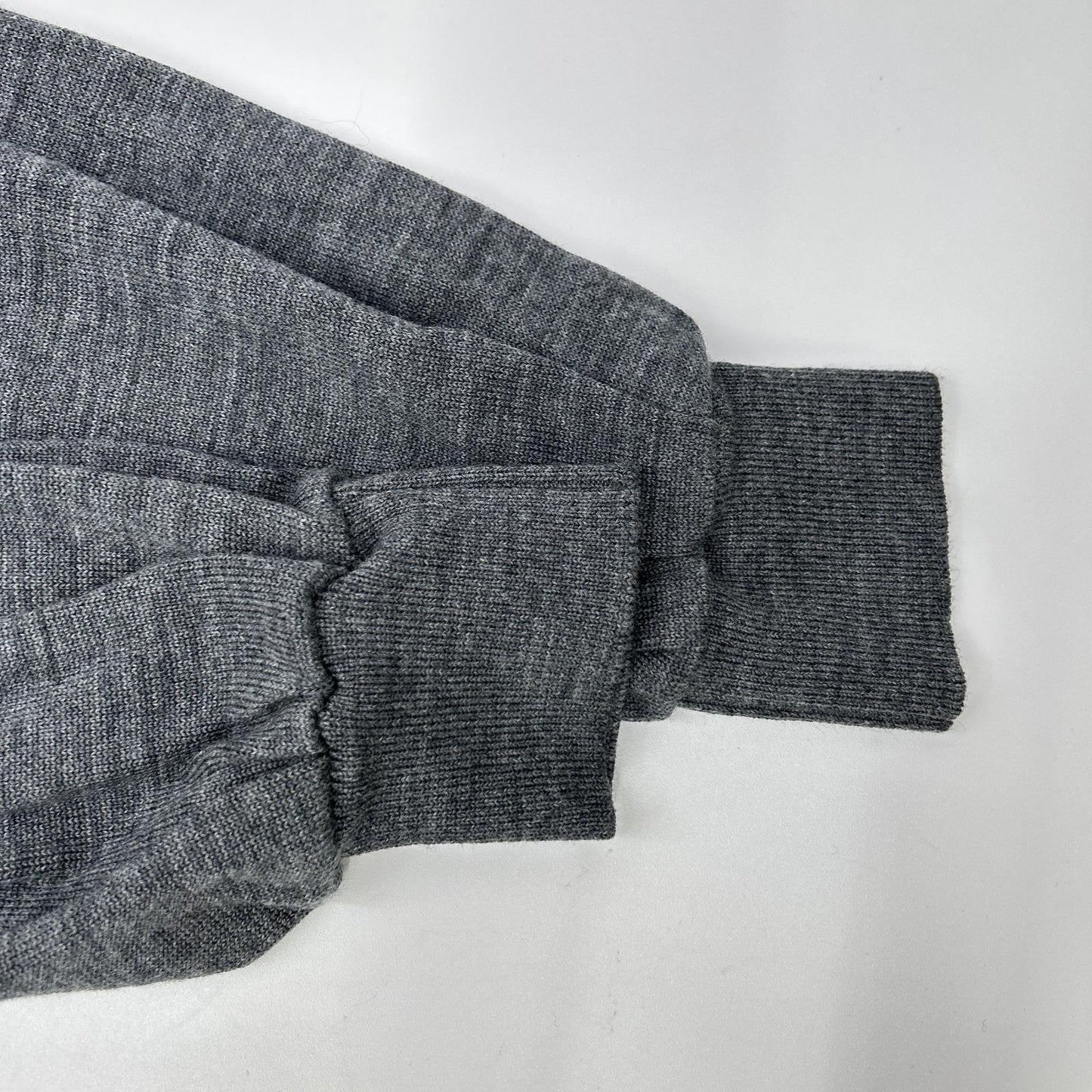 Rene ルネ 24AW 5442040 グレー ウール フリルデザイン ハイネックジップアップニット トップス