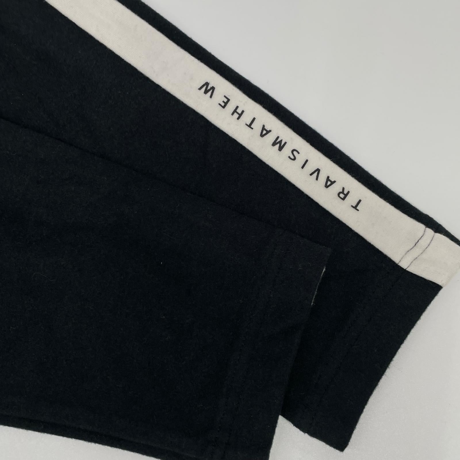 Travis Mathew トラヴィスマシュー ブラック サイドラインタートルネック トップス トップス