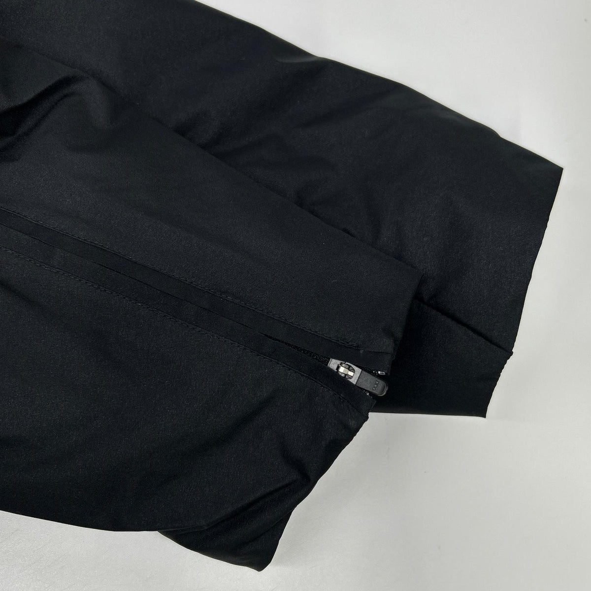 tilak ティラック 【POUTNIK】ブラック Continental Jacket コンチネンタル ジャケット ジャケット