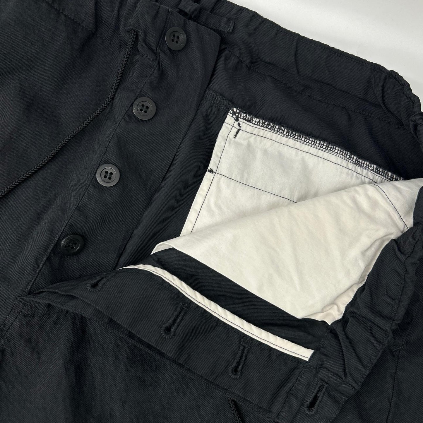 STILL BY HAND スティルバイハンド PT04241 ブラック ボタンフライ イージーパンツ ボトムス