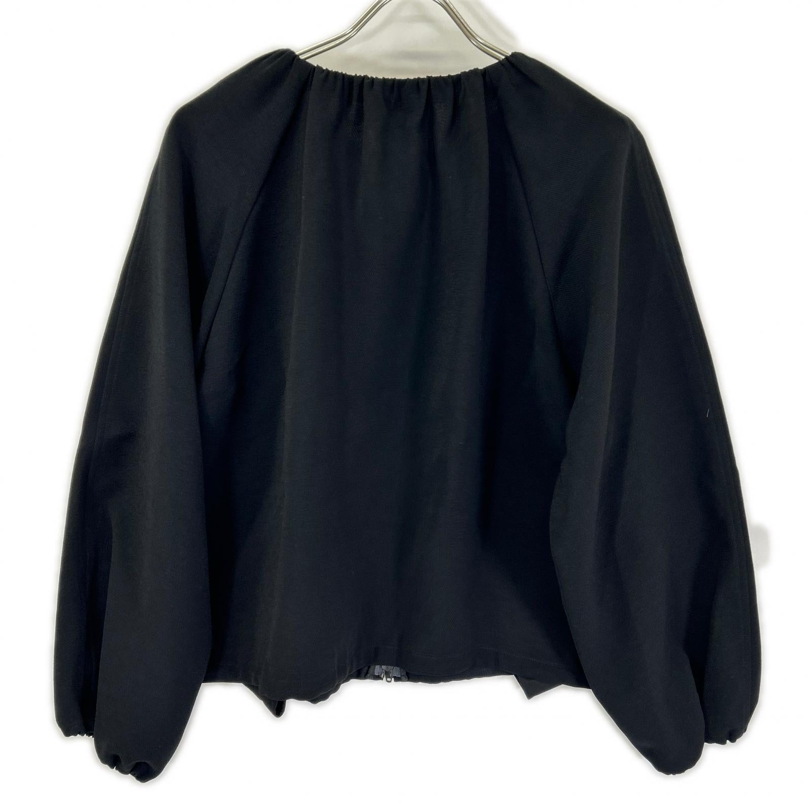 UNITED ARROWS ユナイテッドアローズ 1522-199-5365 ブラック COMFY ギャザー ノーカラー ジップアプブルゾン トップス