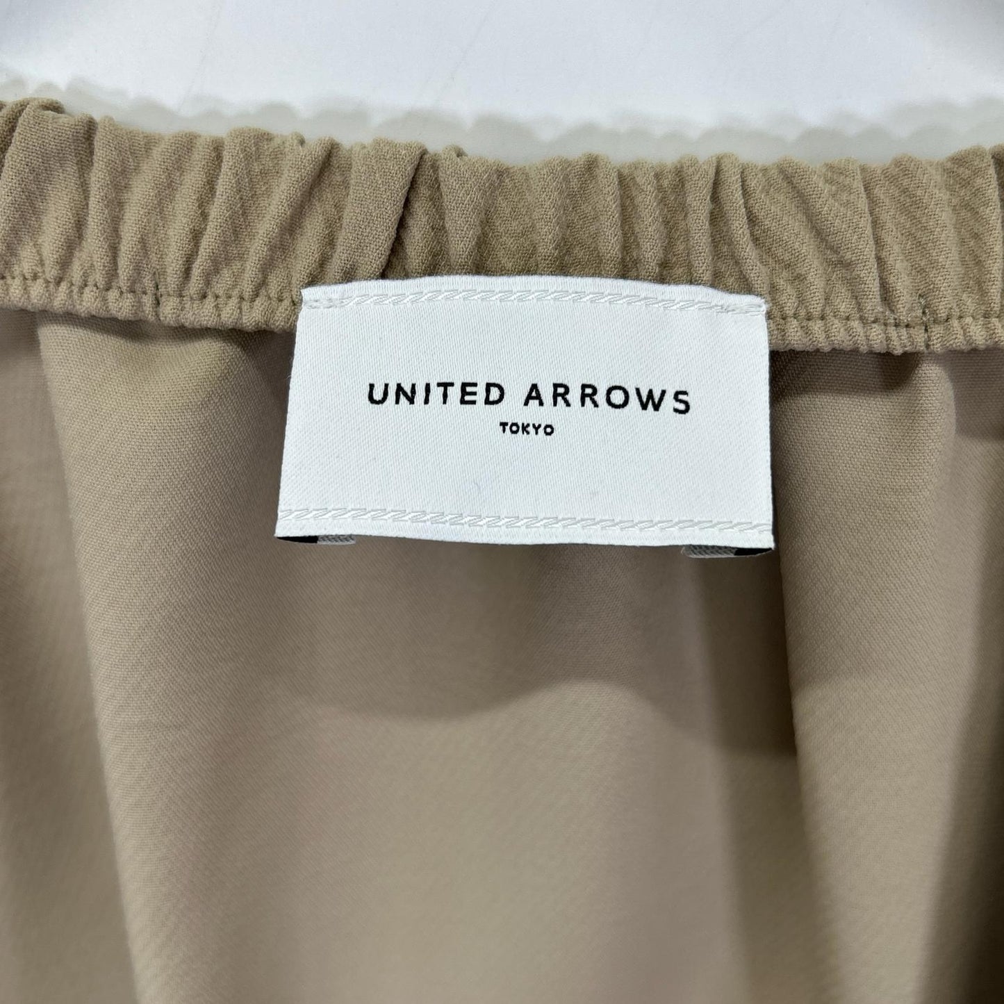 UNITED ARROWS ユナイテッドアローズ 1522-199-5365 ベージュ COMFY ギャザー ノーカラー ジップアプブルゾン トップス