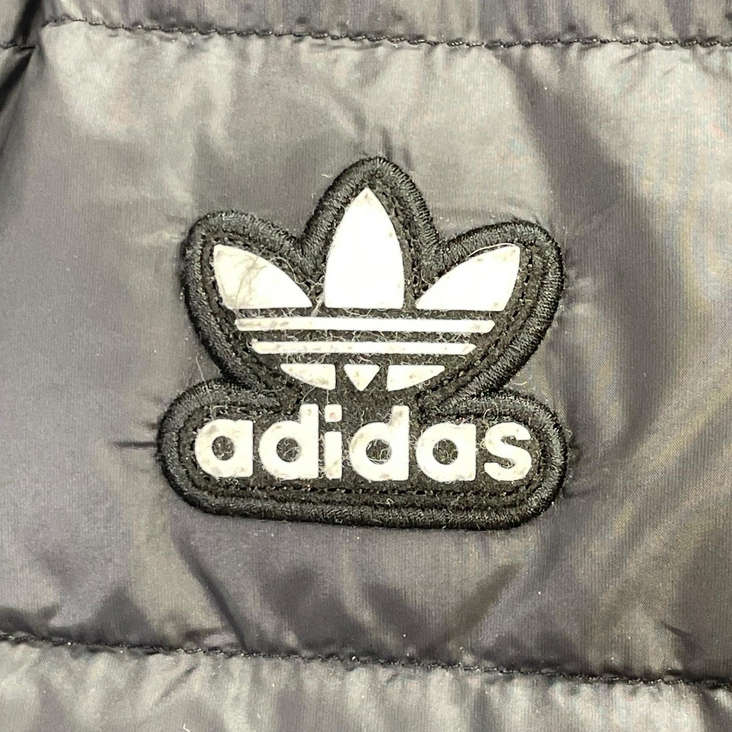 adidas アディダス FL0004 ブラック ナイロン ジップアップブルゾン ダウンジャケット ジャケット