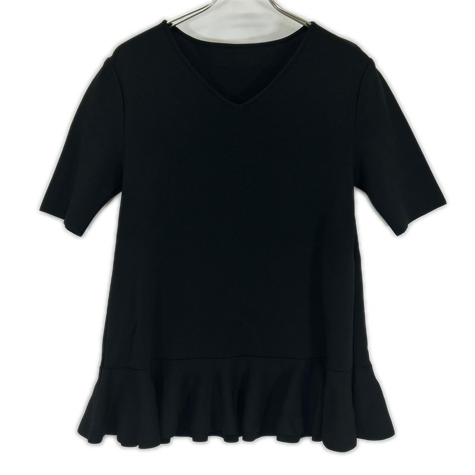 ADORE アドーア ブラック Vネック ドライストレッチ フリルヘム トップス トップス