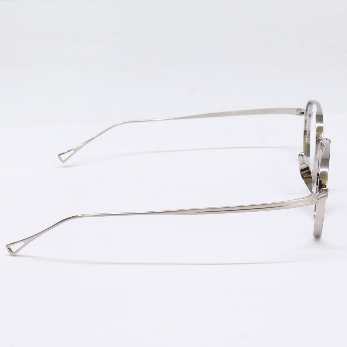 KameManNen KameManNen Like-New KMN9919 TSH Lensless Strawberry-Shape Eyewear Glasses
