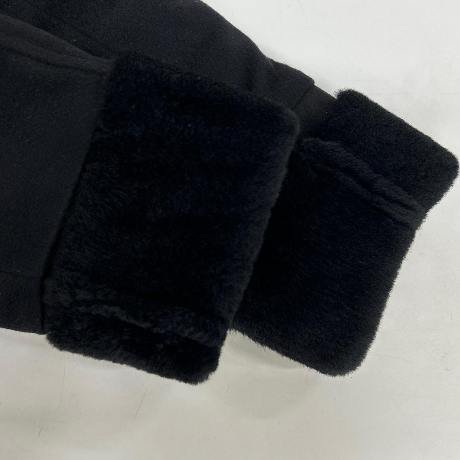 1piu1uguale3 ウノピゥウノウグァーレトレ 【23年製】MRC146-LAB049 MOUTON WRAPHOODED COAT ムートン ラップフーデッドコート コート