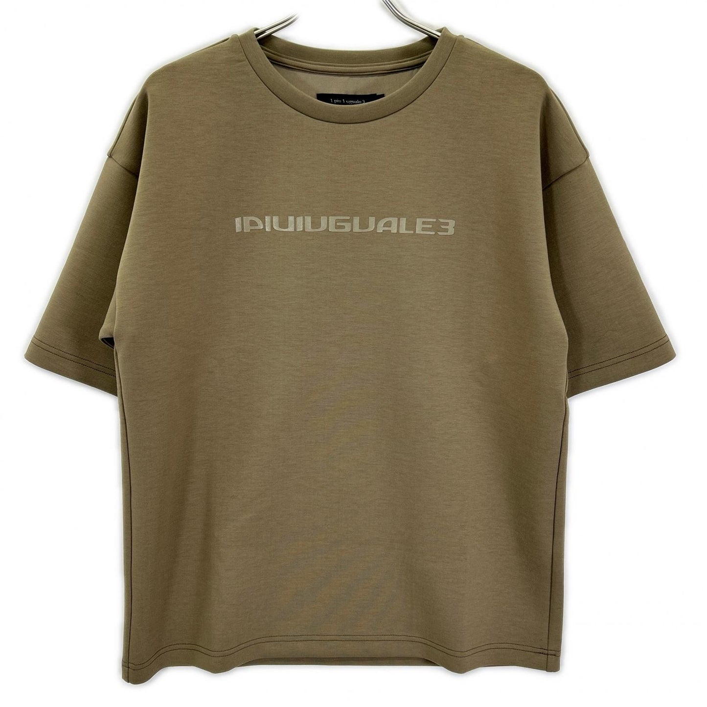 1piu1uguale3 ウノピゥウノウグァーレトレ MRT371-PRY118 カーキ S/S BIG CREW TEE ロゴプリントTシャツ トップス