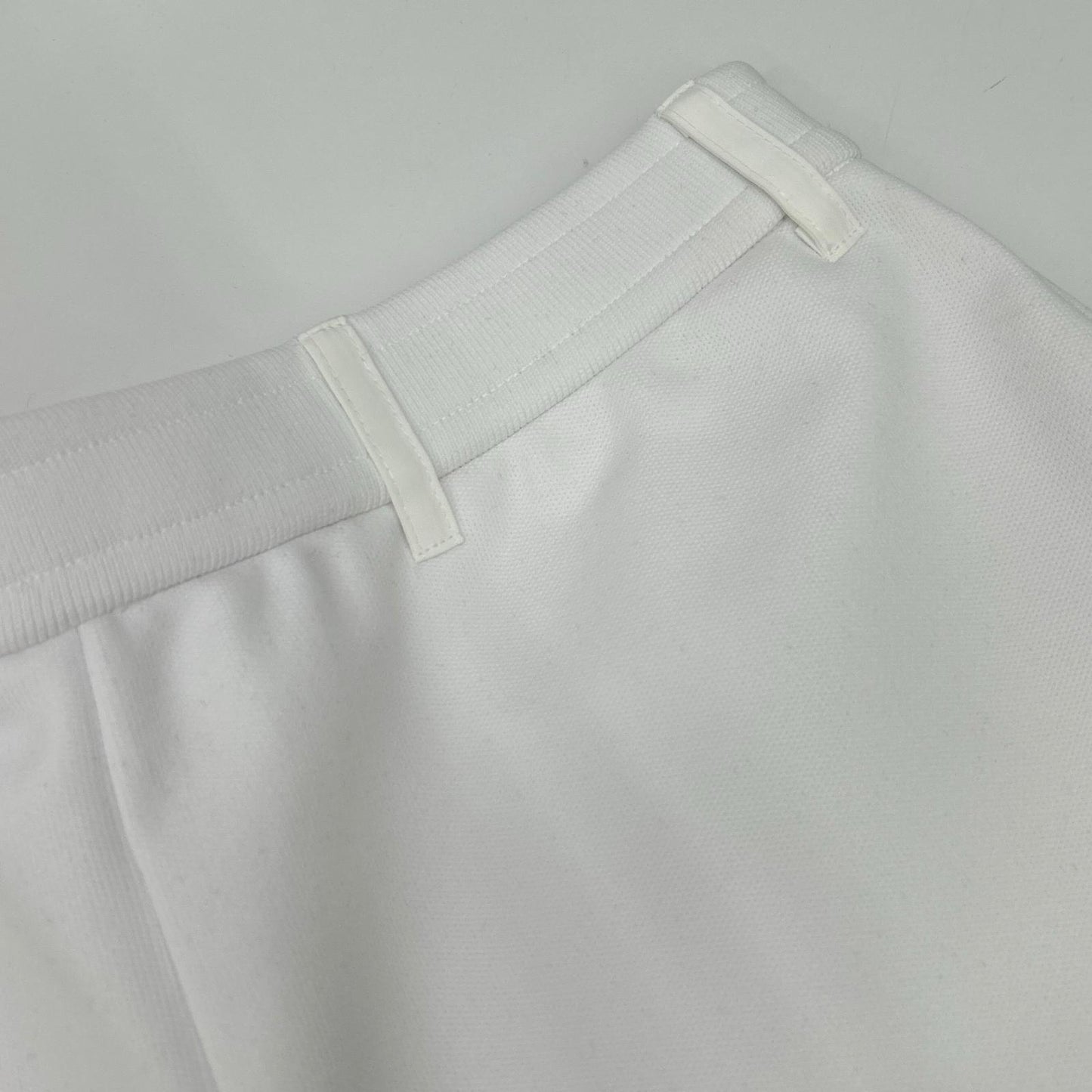 1piu1uguale3 ウノピゥウノウグァーレトレ 【GOLF】【×戸賀敬城】GRK046-POE425 ホワイト KNIT RIB PANTS イージーパンツ ボトムス