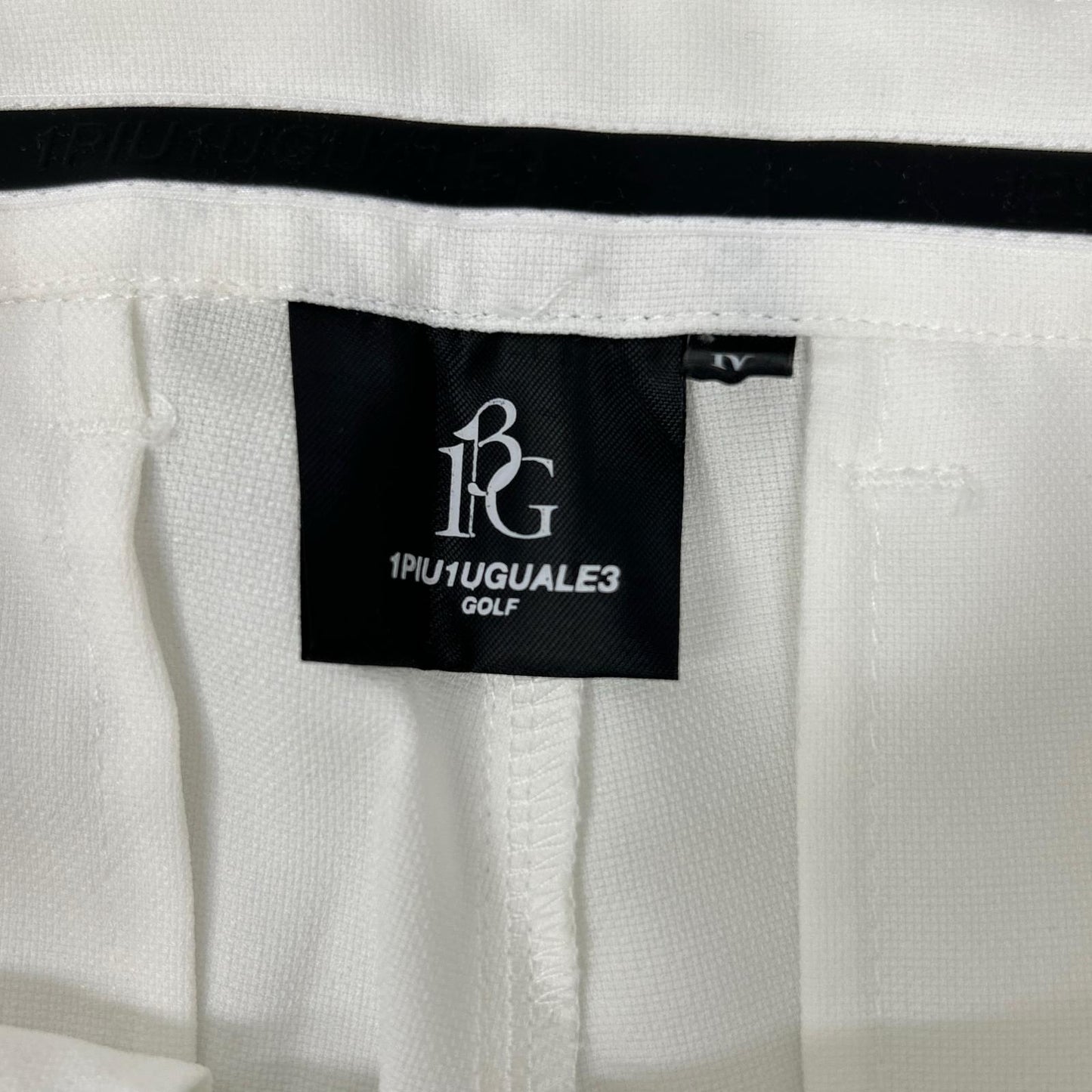 1piu1uguale3 ウノピゥウノウグァーレトレ 【GOLF】【×戸賀敬城】GRP064-POE340 ホワイト PINTUCK PANTS センタープレススラックスパンツ ボトムス