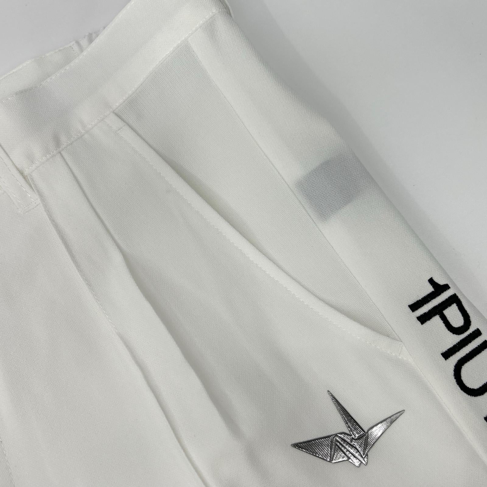 1piu1uguale3 ウノピゥウノウグァーレトレ 【GOLF】【×戸賀敬城】GRP064-POE340 ホワイト PINTUCK PANTS センタープレススラックスパンツ ボトムス
