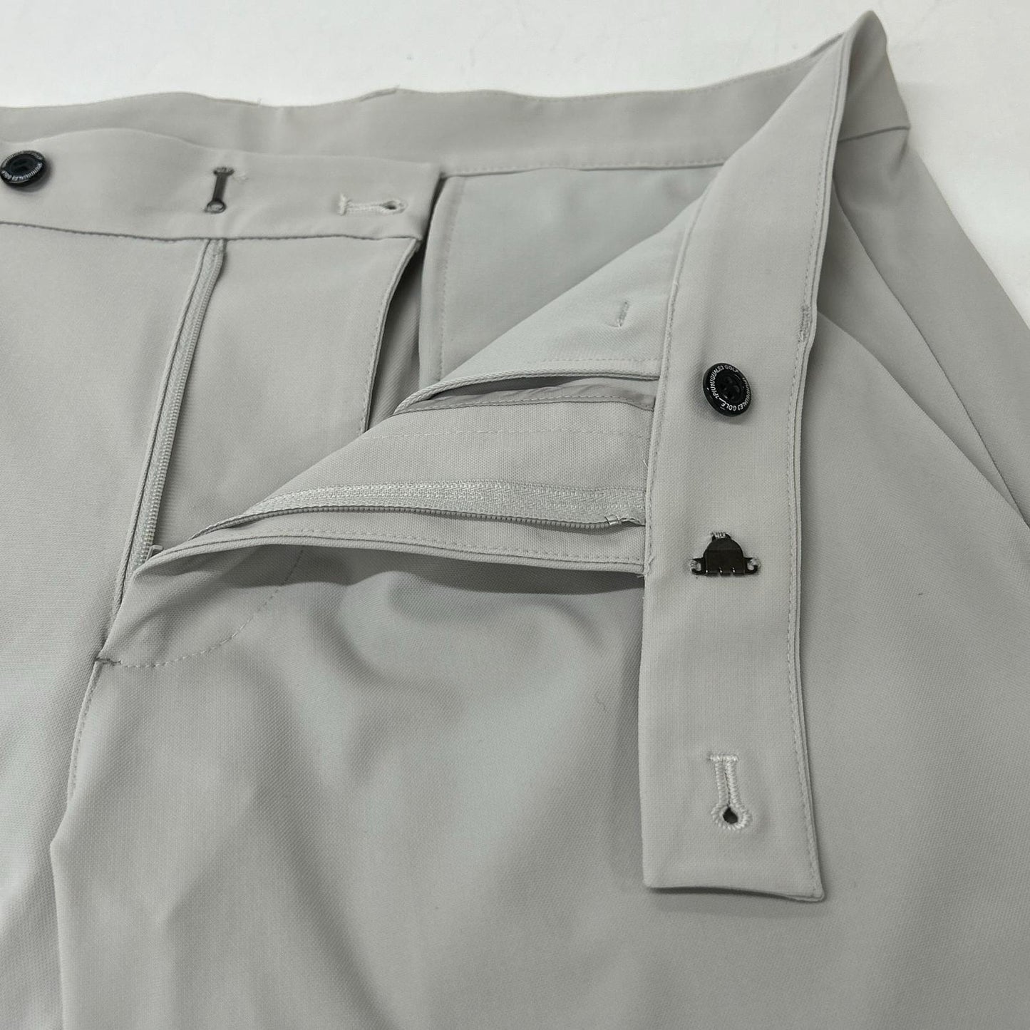 1piu1uguale3 ウノピゥウノウグァーレトレ 【GOLF】【×戸賀敬城】GRP111-POE463 グレー SHORTS TOGA LIMITED MODEL ショートパンツ ボトムス