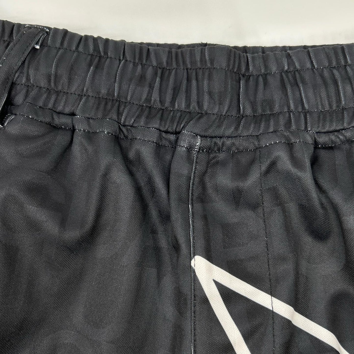 1piu1uguale3 ウノピゥウノウグァーレトレ 【GOLF】GRP178-GPE005 ブラック 113 GOLF JACQUARD SHORTS ショートパンツ ボトムス
