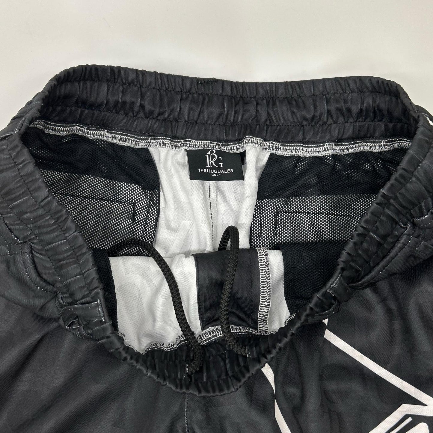 1piu1uguale3 ウノピゥウノウグァーレトレ 【GOLF】GRP178-GPE005 ブラック 113 GOLF JACQUARD SHORTS ショートパンツ ボトムス