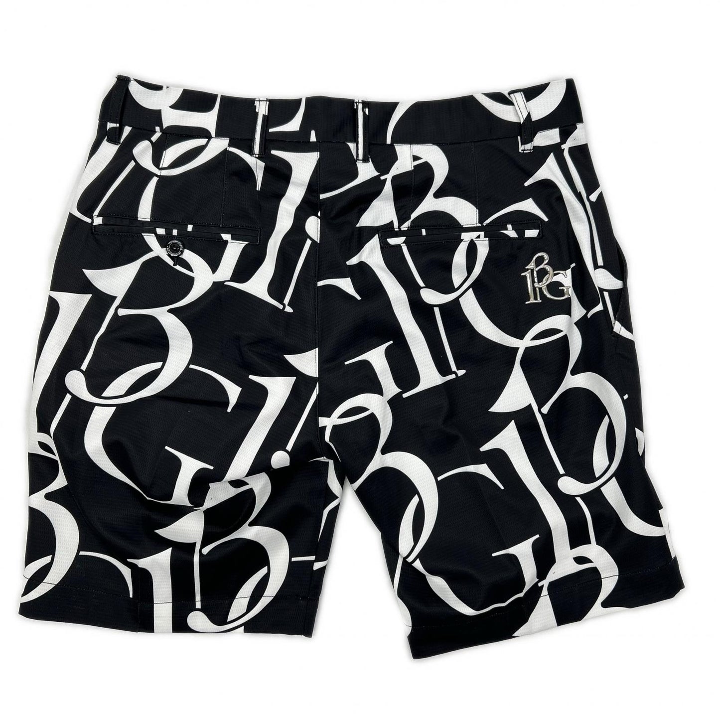 1piu1uguale3 ウノピゥウノウグァーレトレ 【GOLF】GRP181-GPE006 ブラック 113G SHORTS ロゴ総柄ショートパンツ ボトムス