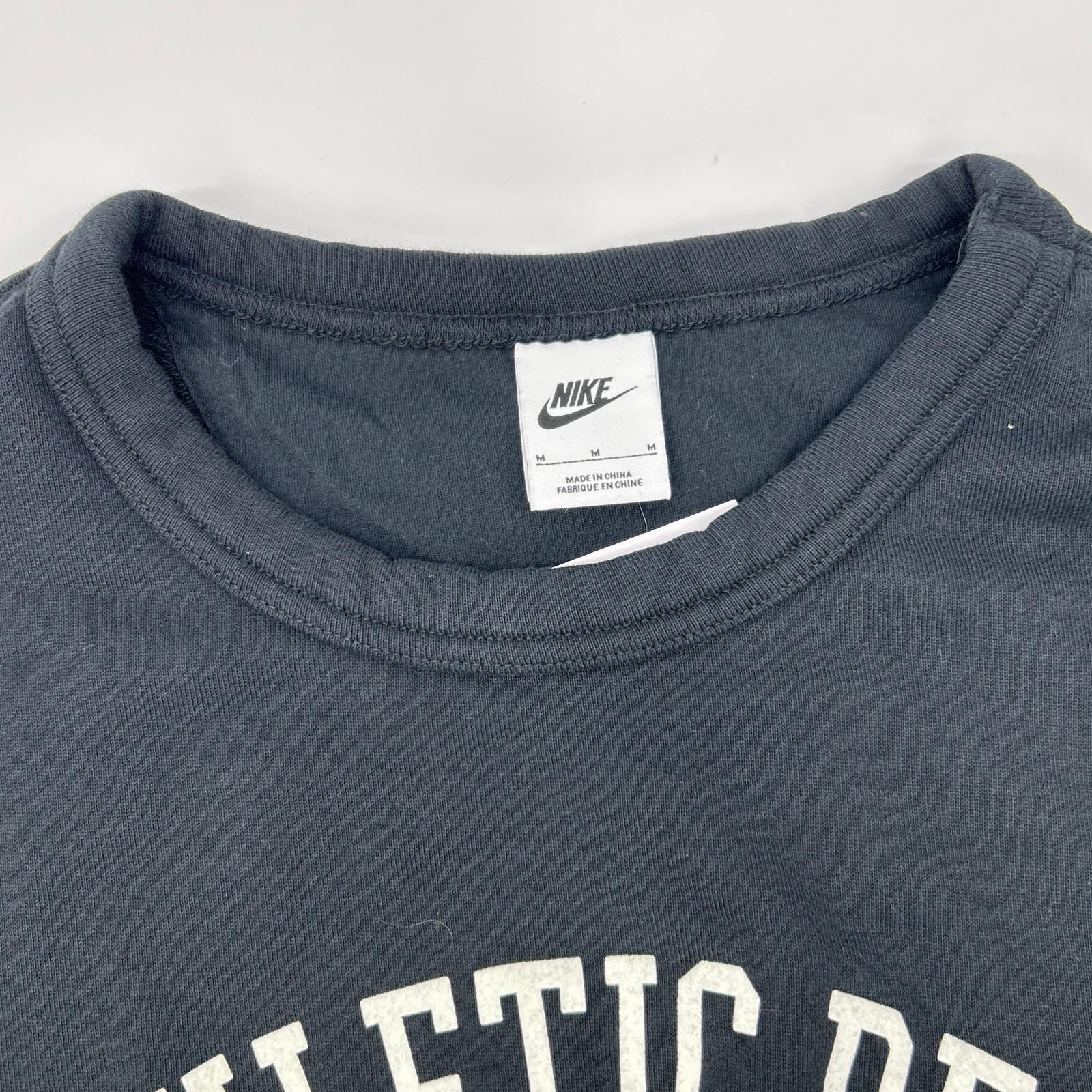 NIKE ナイキ ブラック NSW TREND FLC CREW フロントプリント スウェット トップス