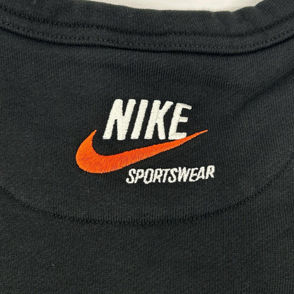 NIKE ナイキ ブラック NSW TREND FLC CREW フロントプリント スウェット トップス
