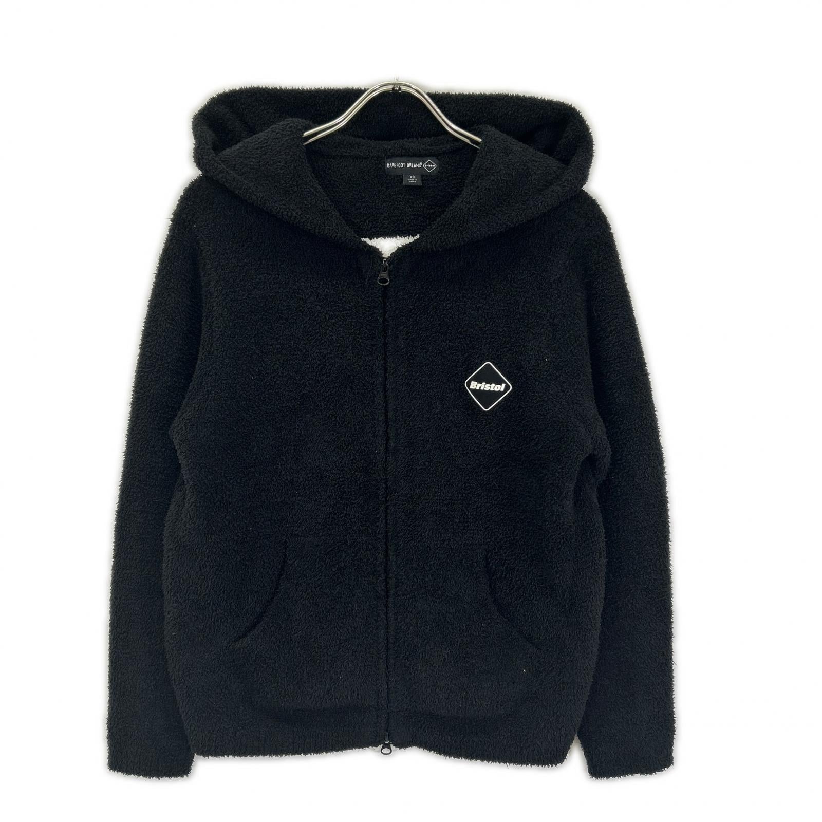F.C.Real Bristol エフシーリアルブリストル 【×BAREFOOT DREAMS】23SS SZMCC21931 ブラック パイル ジップアップフーディ ジャケット