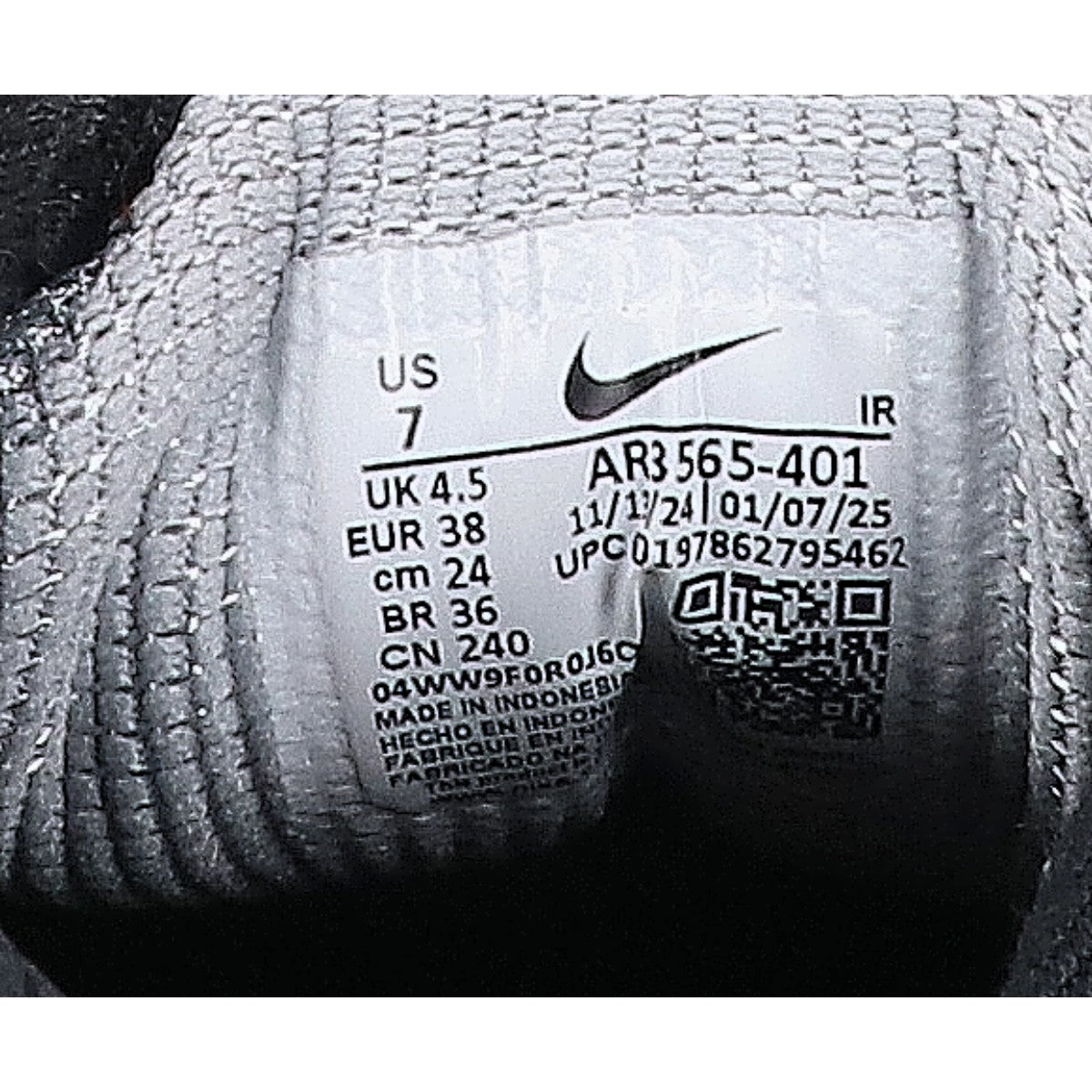 NIKE Nike AR3565-401 SHOX R4 Shox R4 sneakers