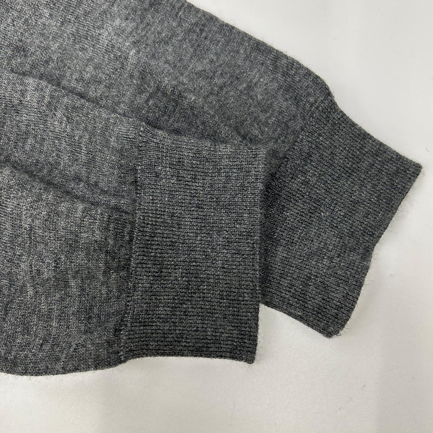 GUCCI グッチ Z5114 232169 チャコール タートルネック ロングスリーブ セーター トップス