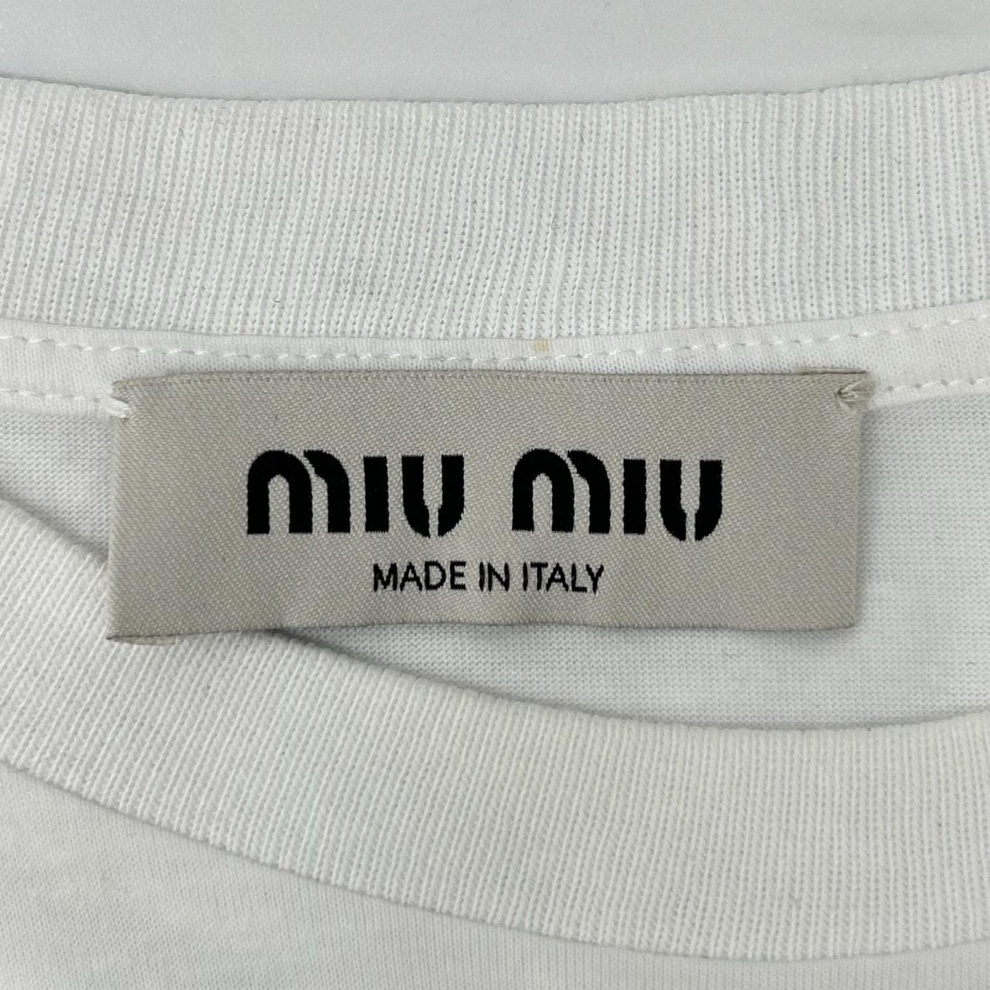 MIUMIU ミュウミュウ MJN383 23年 ホワイト ロゴ刺しゅう エンブロイダリー コットンジャージー Tシャツ トップス
