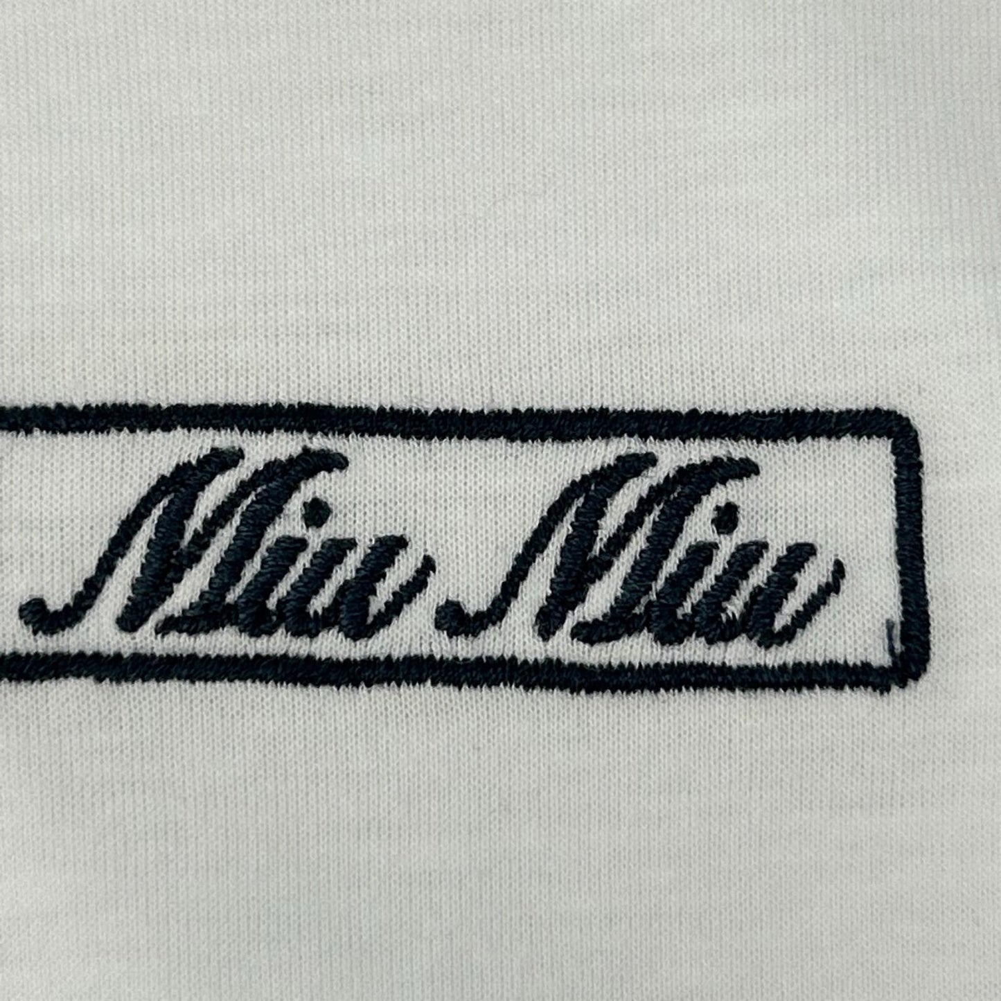 MIUMIU ミュウミュウ MJN383 23年 ホワイト ロゴ刺しゅう エンブロイダリー コットンジャージー Tシャツ トップス
