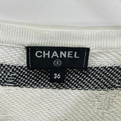 CHANEL Chanel P56171K07378 17SS white and navy Coco Mark button distressed camellia striped V-neck knit top