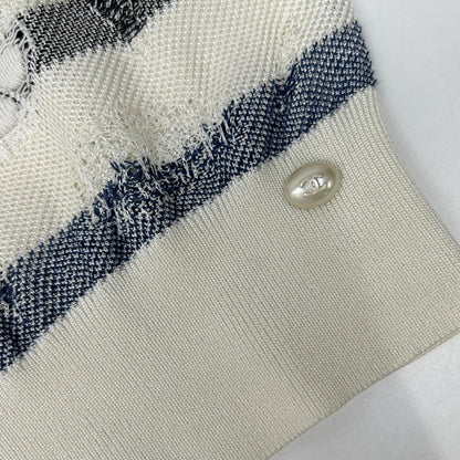 CHANEL Chanel P56171K07378 17SS white and navy Coco Mark button distressed camellia striped V-neck knit top