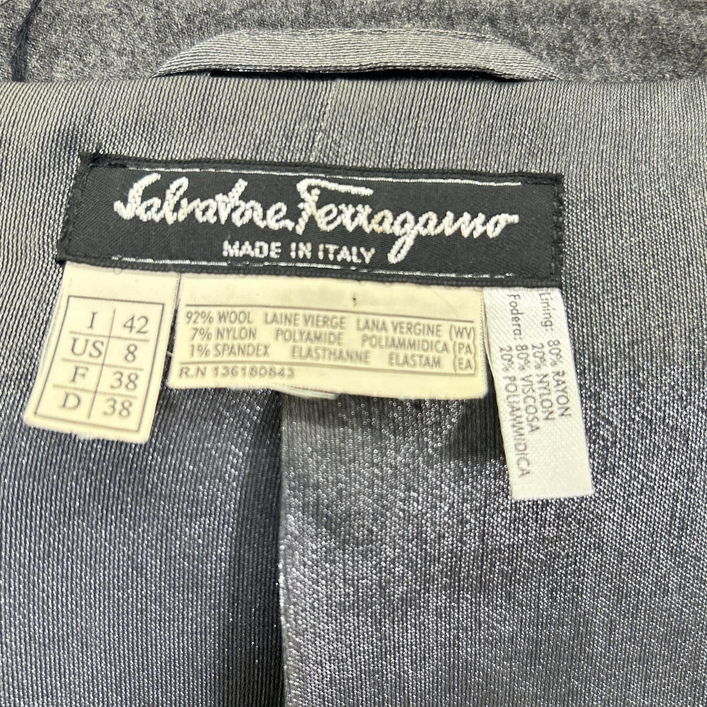 SalvatoreFerragamo サルバトーレフェラガモ チャコール ウールジャケット・ツータックパンツ セットアップ スーツ セットアップ