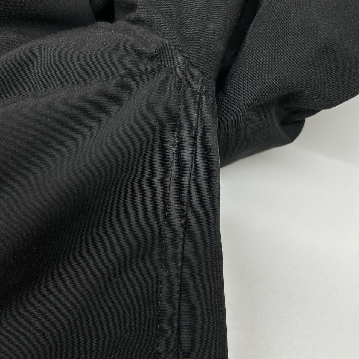 CANADA GOOSE カナダグース 2302JL ブラック マッケンジー ファー付き ダウンコート コート