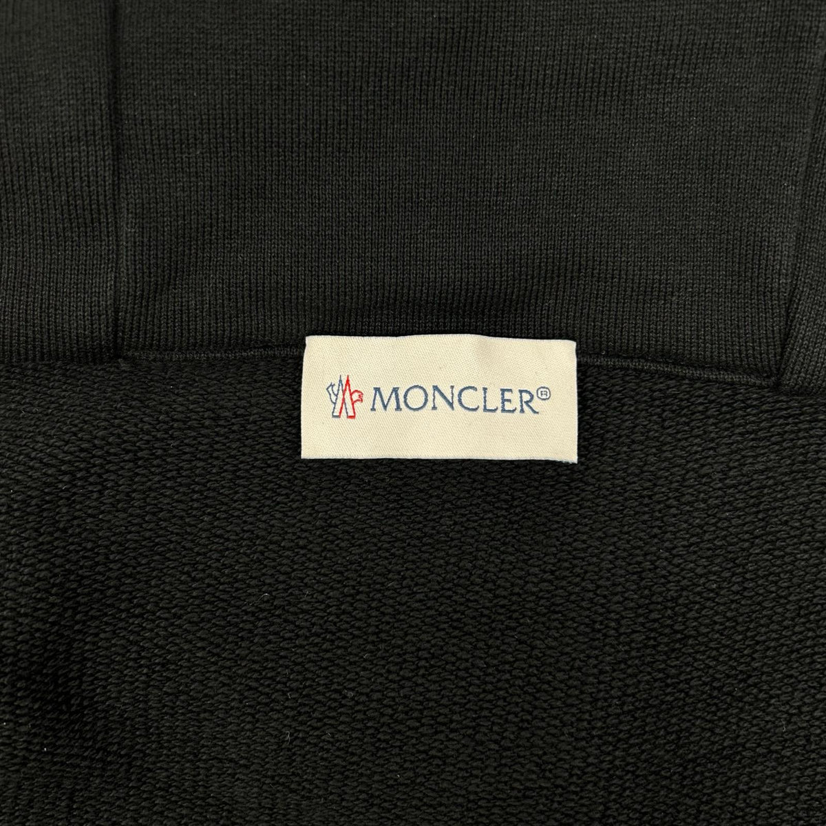 MONCLER モンクレール 20年製 ブラック MAGLIA CARDIGAN C/CAPPUCCIO エンボスロゴ フーデットジップアップパーカ トップス